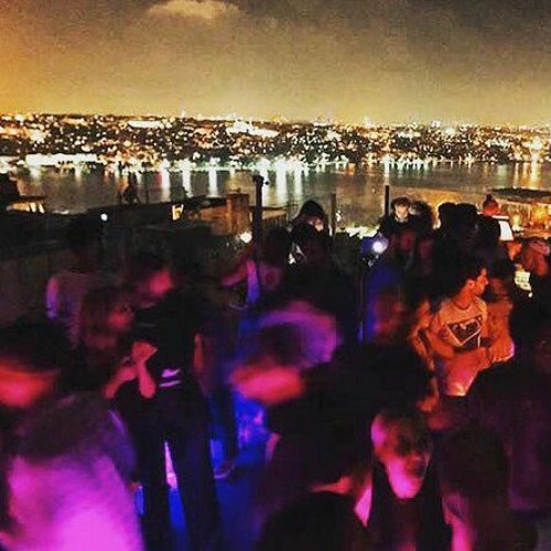 Sunset over Istanbul (Deep House)
