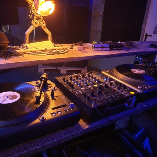 Dave-Technotrip Speziale