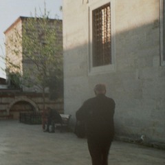 kapıldım gidiyorum bahtımın rüzgârına..