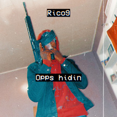 Opps hidin