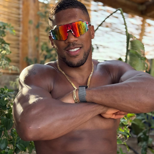 Tremendous Anthony Joshua feat Anthony Joshua