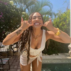 kidsonmolly. 🏝️