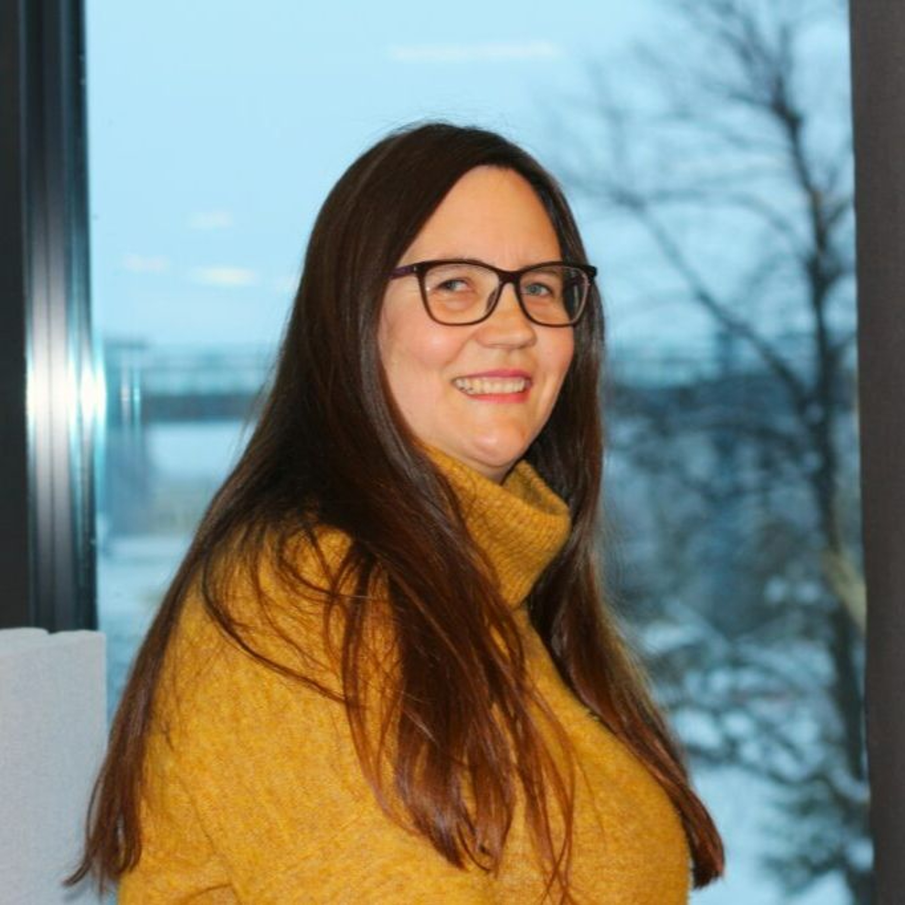 Väline vai kilpailija? Tutkijatohtori Riina Lundman pohtii tekoälyn ja taiteilijoiden suhdetta episode artwork