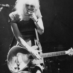 Hole - Jennifer's Body (9/7/94)