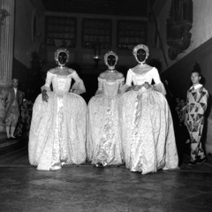 Take The Gloom Out Of Doom