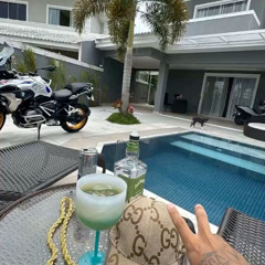 AL MAL TIEMPO BUENA MUSICA