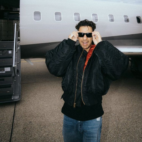 Listen to music albums featuring Ufo361 - Kim Jones (Rich Rich