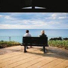 Along the Promenade