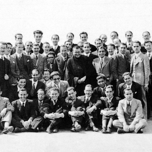 DYA, de la Academia a la residencia