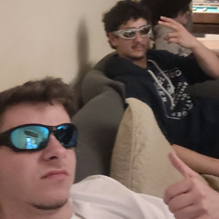 Leke Da Revoada (ft. Mc Estuning)