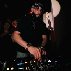 Live @ Beneath, Porta NJ