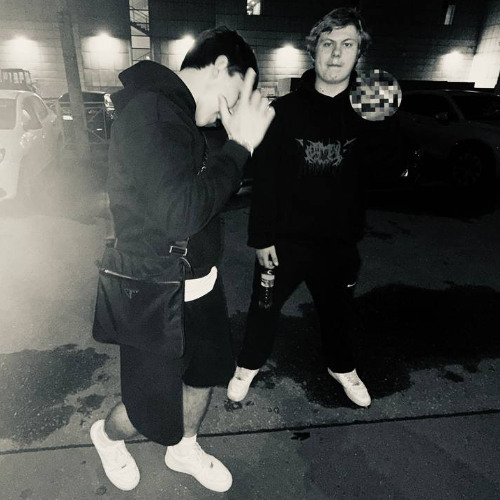 back2back ft unknxwn6 (dumboshawty)