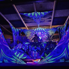 DJ Vibryll - Mountain People Sukkot Rave 2025 (Night Retro)