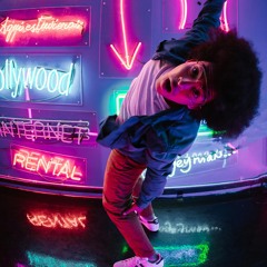 🎵 Show me the light