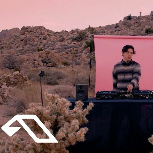 Durante - Live at sunset in Joshua Tree