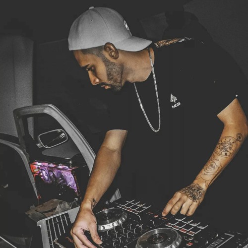 DJ SOUZA 061 & DJ LEOZIN DO SF - ENTÃO SARRA NO BICO DA PEÇA  (feat MC P1 E CELOBK)