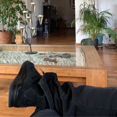 Karakuri (feat. y2krubik)