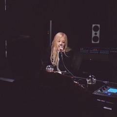 ROSÉ - Don't Look Back In Anger (Oasis) Live Studio Cover