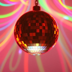 踊らずにいられない