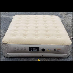 MarcLouisyV-Air Mattress