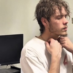 Nike (prod. youngwavy)