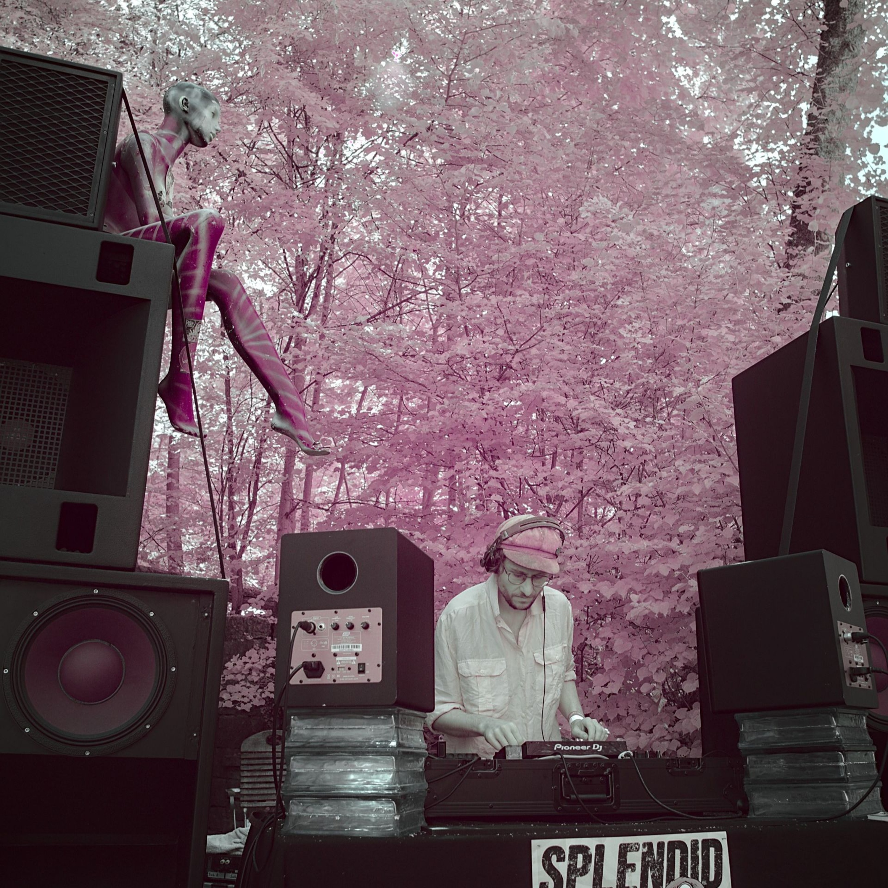 David Bowiedl @Villa-Flaire Sommer Summarum 04.07.2026 episode artwork