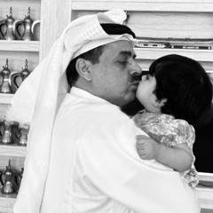‏كنّها تسقيني الشهد المصفّى من شفاها!