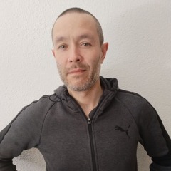 Як выжываюць людзі з інваліднасьцю за кратамі