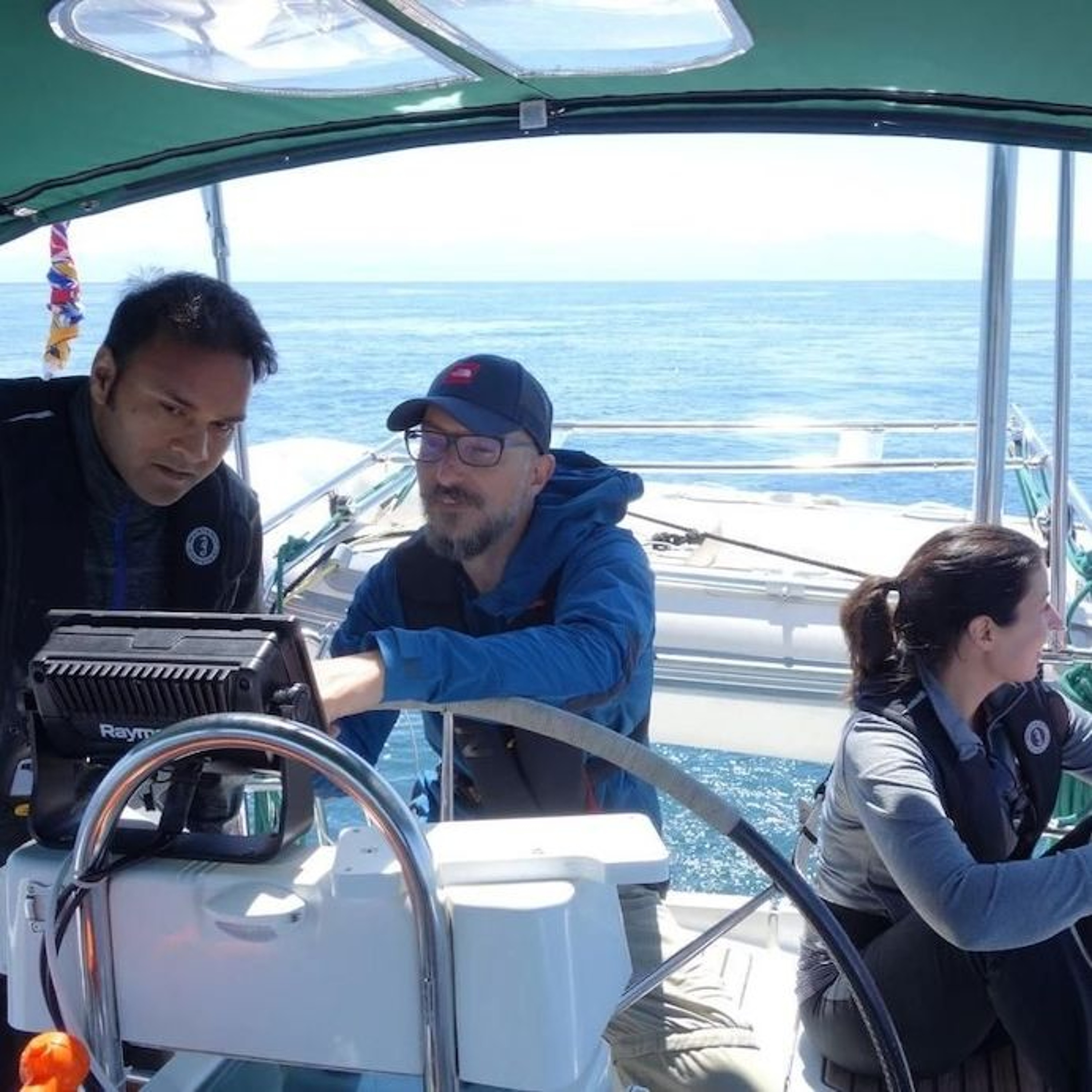 Calma Sailing Story LB