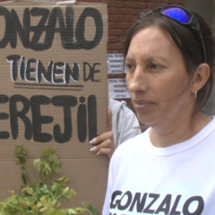 Nota con YANINA GALLO Tia de Gonzalo Piden la liberacion de Gonzalo Segovia, unico detenido por el Femicidio de Silvia Cabañares.