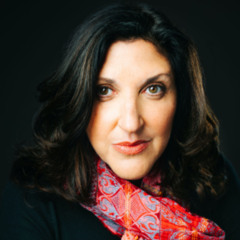 Ep. #289: Getting to the Heart: Curiosity & Ghost Writing, with Laura Zigman