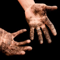 Fingers Through the Dirt