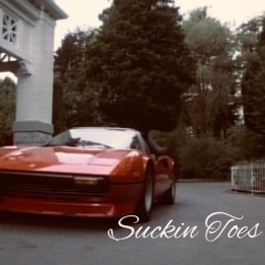 Suckin Toes