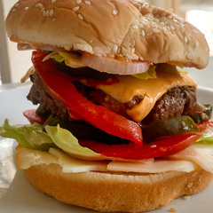 Chef Ivan Flowers: Classic American Burger
