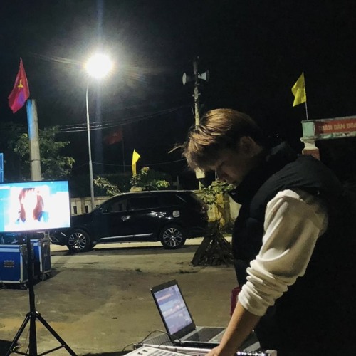 Stream Nhạc Trung Mix Việt (demo) Remix 2026 by Nhat Quyen | Listen ...