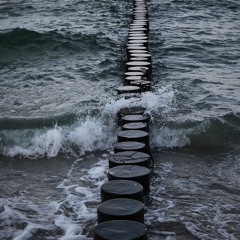 Hiddensee waves