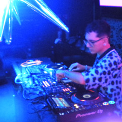FUREDERIKO | 5 ANOS PIKUMANAS: CYBERKILLAZ NA PIKUSSY @ UNE