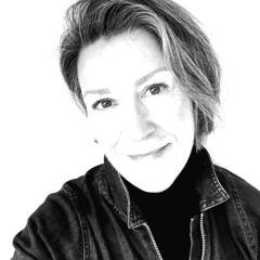Vanessa Perry - The abundant nature artist and photographer