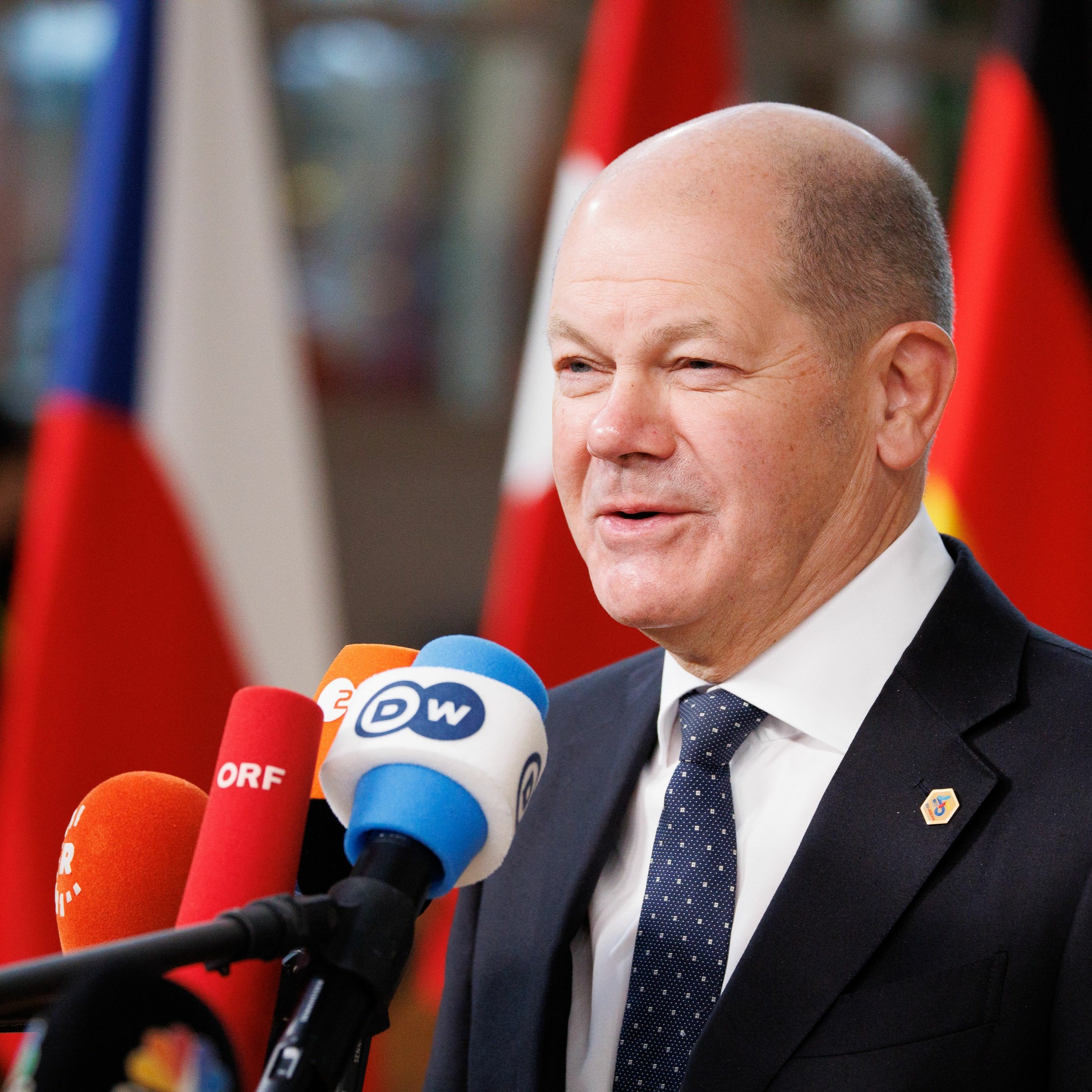 CER Podcast: Can Berlin and Brussels disentangle their economy from China’s grasp?