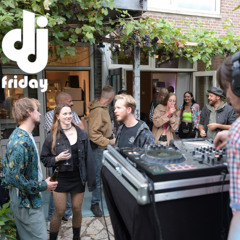 DJ Friday 25E02 - Lesley Moore