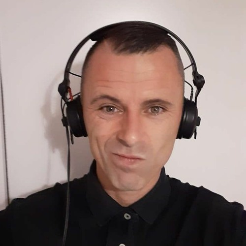 The Camel Walk - Ion Fenix Masher.WAV