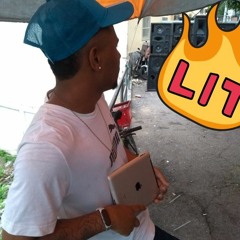 TOMA PAU DA SAVIANA ATÉ O PORTÃO DE CASA FEAT DJ 2D DO IPAD