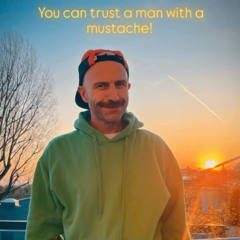 SNKMN3K - You Can Trust A Man With A Moustache! @ Twitch.TV (17.04.25)