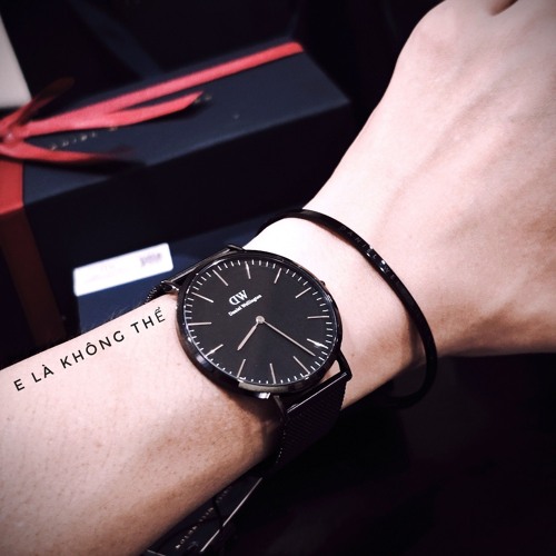 E Là Không Thể – Rock Version_Audio_128k.mp3.m4a