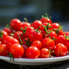 Khromi - Cherry Tomatoes (clip)