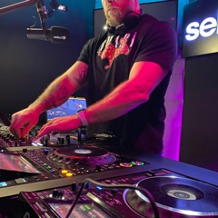 Select Radio Guest Mix