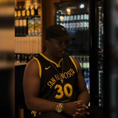 LEI DOS ASTRO - DENTE DE OURO FEAT. MENÓB