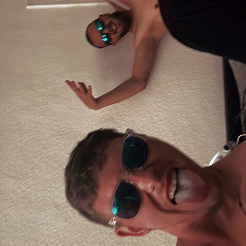 Robblogi - FRIENDSHIP