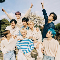StrayKids - PARTY'S NOT OVER
