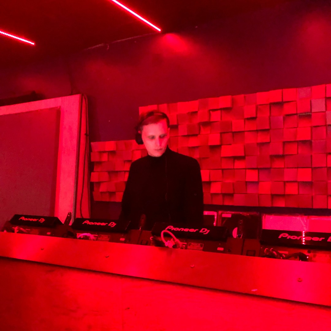Stream Anthony Linell Opening Set at Under Bron, Stockholm February ...